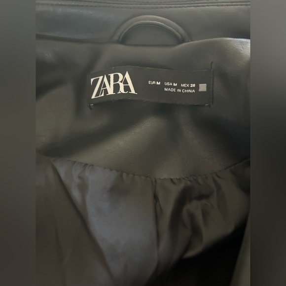 Women’s Zara, faux, leather, black jacket, front zip up sleeve zip, belt  size M - Picture 7 of 7